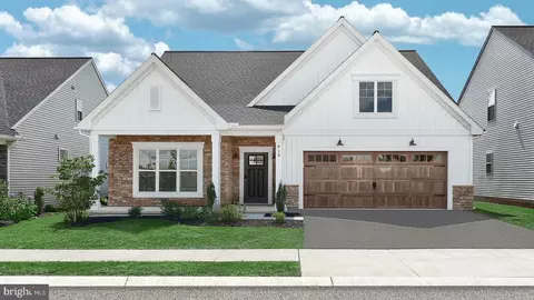 416 Pinnacle Ridge Dr, Annville, PA 17003