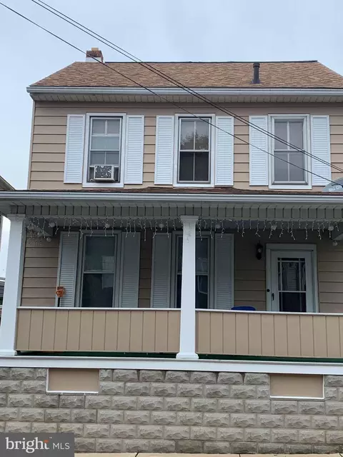 17 Pershing Ave, Lebanon, PA 17042