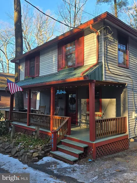 311 1st St, Mount Gretna, PA 17064