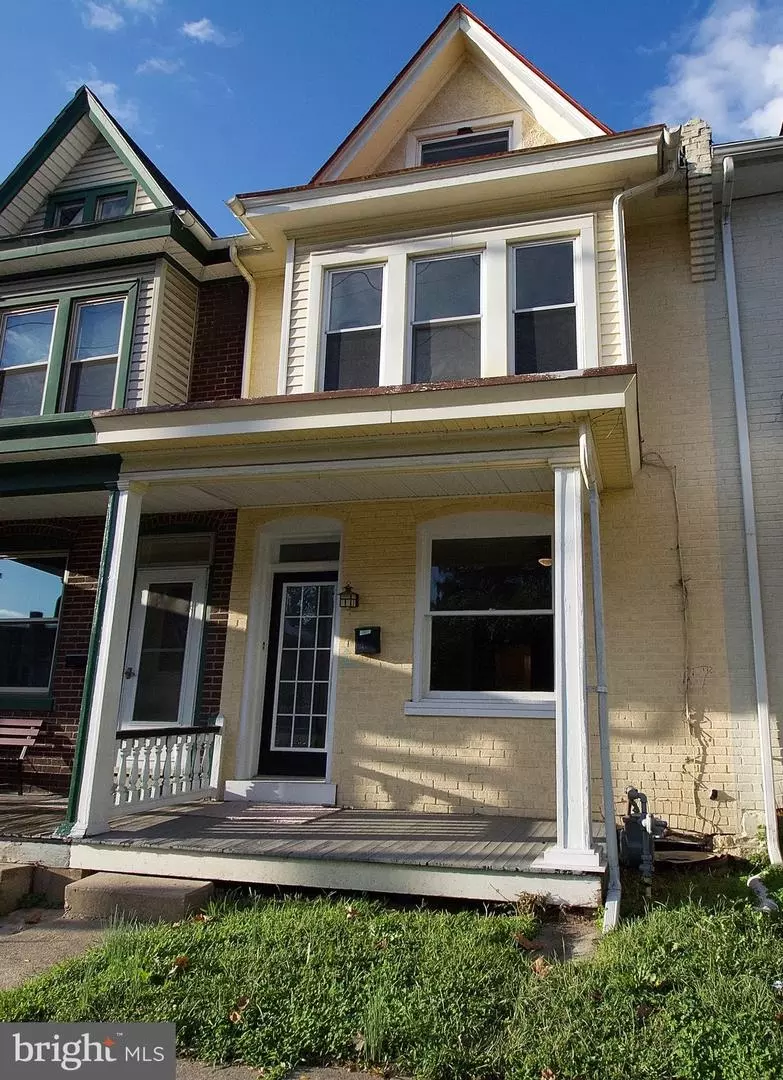 Exterior - 9 Walnut St, Lebanon, PA 17042 photo 1 of 3