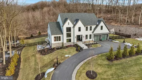 40 Anthracite Rd, Lebanon, PA 17042