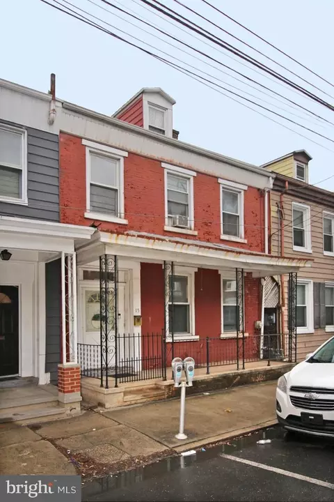 15 N 10th St, Lebanon, PA 17046