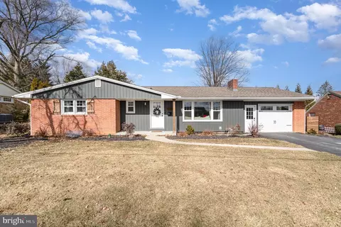 205 Adam Dr, Lebanon, PA 17042
