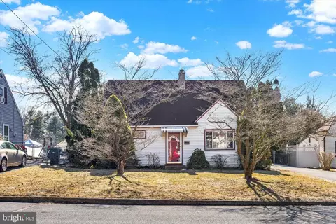 1448 E Walnut St, Annville, PA 17003