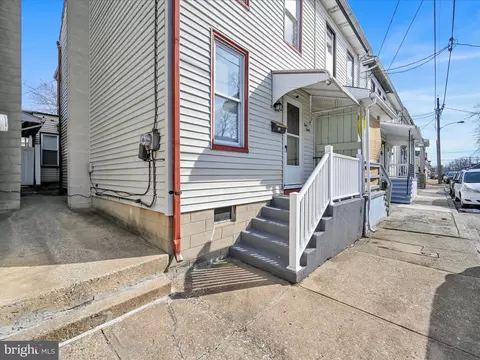 430 N 14th St, Lebanon, PA 17046