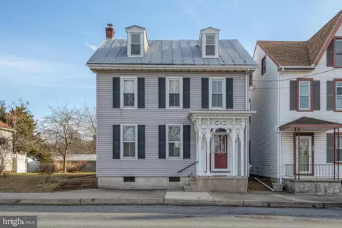 114 E Market St, Jonestown, PA 17038