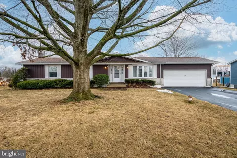 89 Deep Run Rd, Myerstown, PA 17067