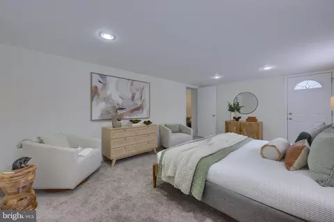 Bedroom - 601 E Walnut St, Palmyra, PA 17078 photo 1 of 9
