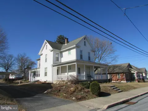 216 E Main St, Richland, PA 17087