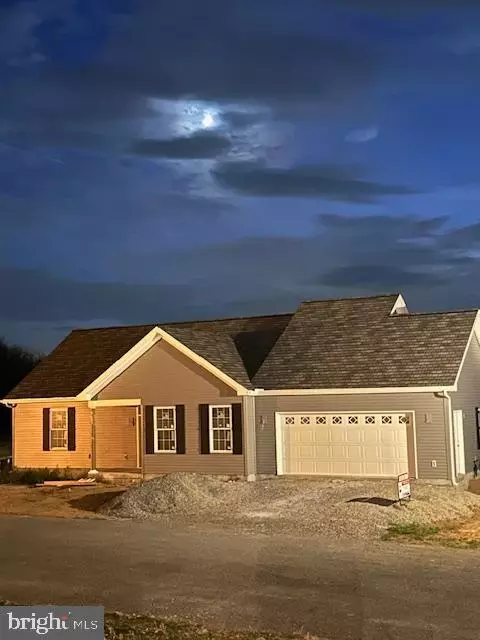 135 Keeler Parkway Dr, Lebanon, PA 17042