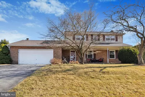 1144 Alpha Ave, Lebanon, PA 17046