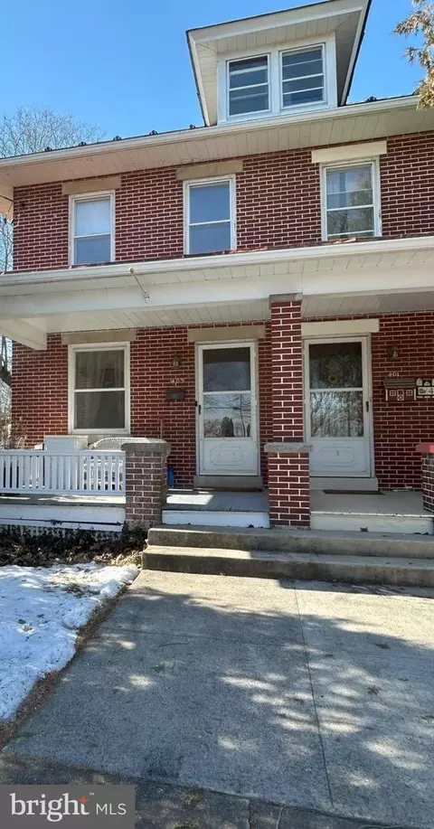 403 S Grant St, Palmyra, PA 17078