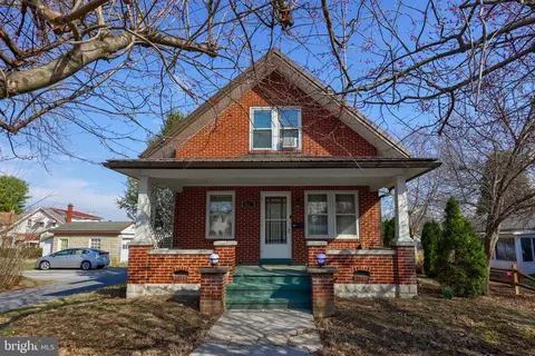 11 E Poplar St, Lebanon, PA 17042