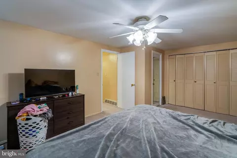 940 E Maple St, Palmyra, PA 17078 photo 18
