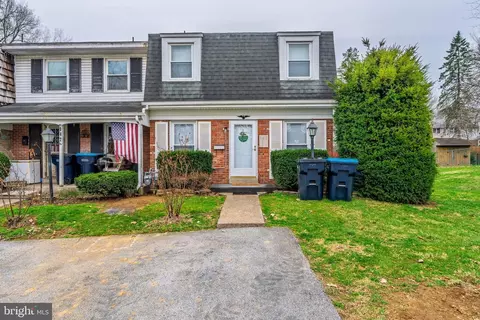 940 E Maple St, Palmyra, PA 17078