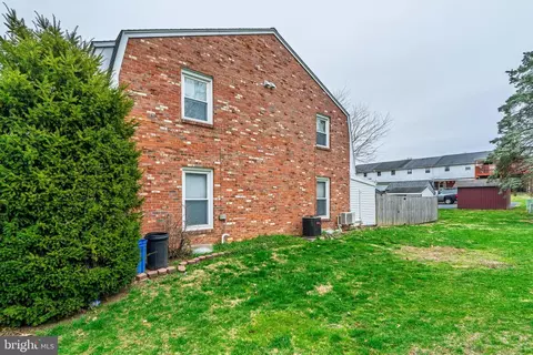 940 E Maple St, Palmyra, PA 17078 photo 32