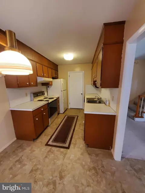 940 E Maple St, Palmyra, PA 17078 photo 8