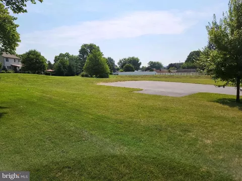 370 S Lingle Ave, Palmyra, PA 17078