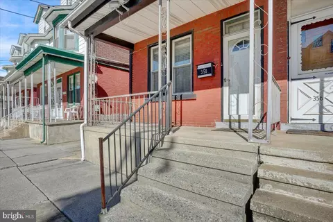 358 N 1st St, Lebanon, PA 17046