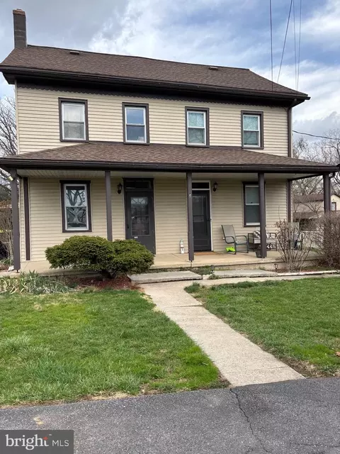 290-294 N Cornwall Rd, Lebanon, PA 17042