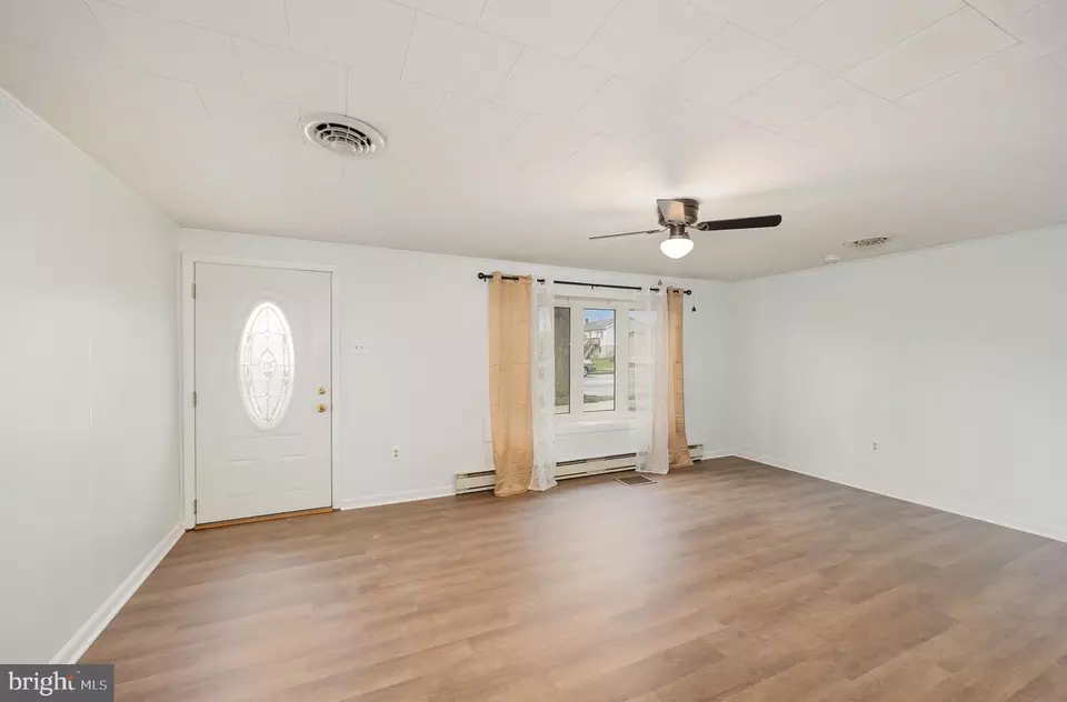Living - 228 N Harrison St, Palmyra, PA 17078 photo 1 of 6