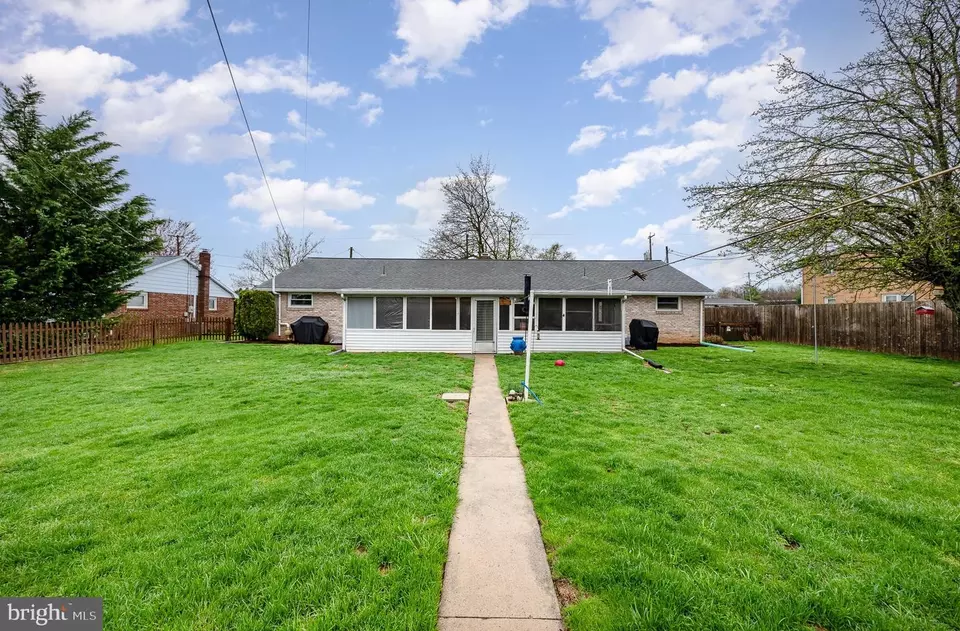 Exterior - 228 N Harrison St, Palmyra, PA 17078 photo 6 of 9
