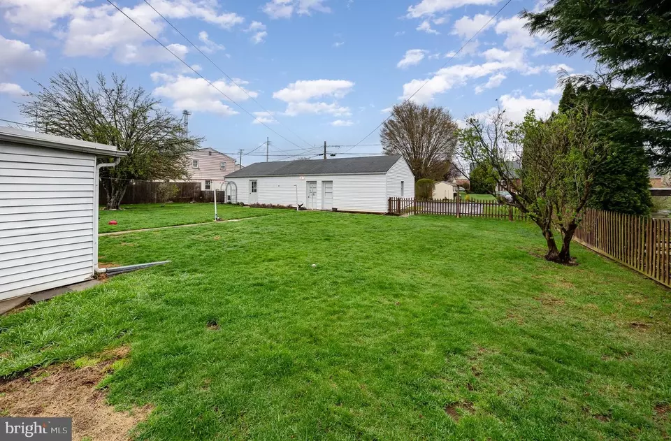 Exterior - 228 N Harrison St, Palmyra, PA 17078 photo 7 of 9