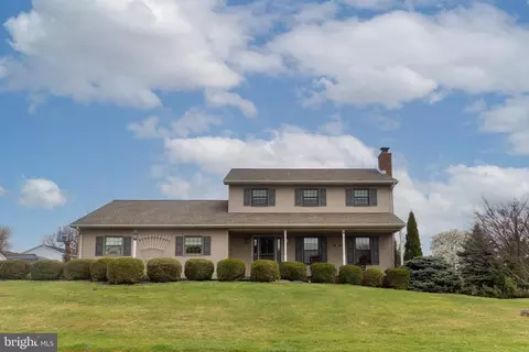 1100 Garden Ave, Lebanon, PA 17046
