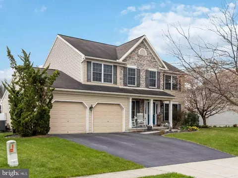 46 Wildflower Cir, Lebanon, PA 17046