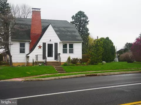 20 S Lingle Ave, Palmyra, PA 17078