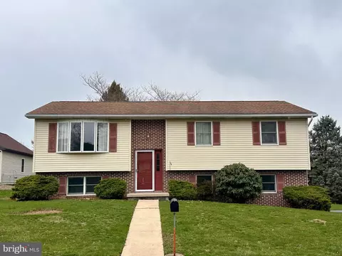 904 Sycamore Ln, Lebanon, PA 17046