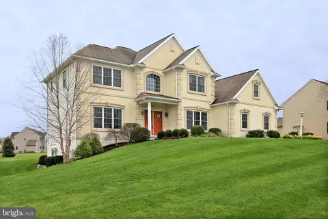 931 Meadowood Cir, Lebanon, PA 17042
