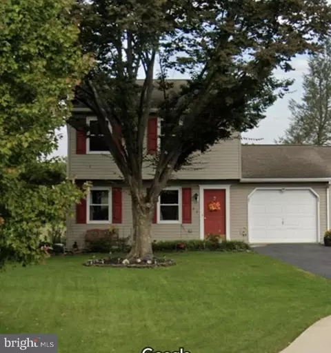 33 Forest Cir, Palmyra, PA 17078