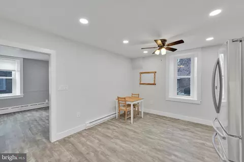 Entry Way - 318 Boyd St, Cornwall, PA 17016 photo 1 of 4