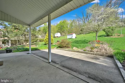 Exterior - 318 Boyd St, Cornwall, PA 17016 photo 3 of 9