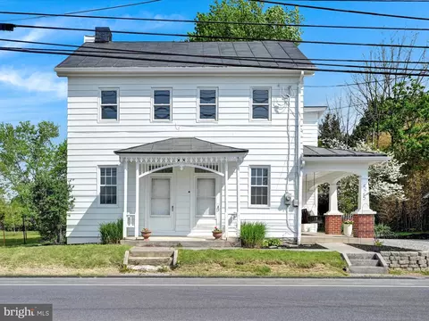 525 Jonestown Rd, Jonestown, PA 17038