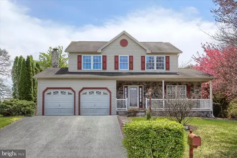 900 Melody Ln, Lebanon, PA 17046