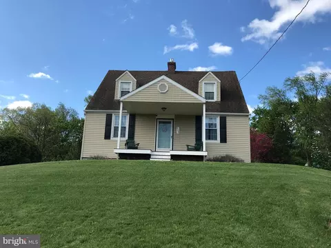 544 E Kercher Ave, Lebanon, PA 17046