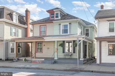 317 N Railroad, Palmyra, PA 17078