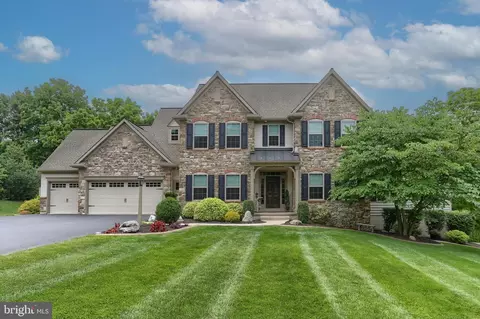 262 N Zinns Mill Rd, Lebanon, PA 17042
