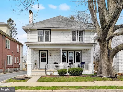 23 Chestnut St, Lebanon, PA 17042