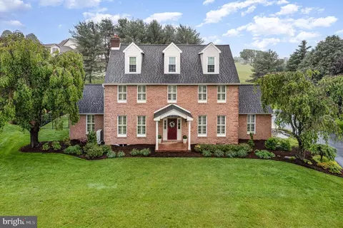10 Highland Dr, Palmyra, PA 17078