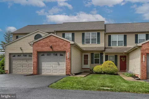 2163 Penn St, Lebanon, PA 17042