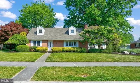 621 E Walnut St, Palmyra, PA 17078
