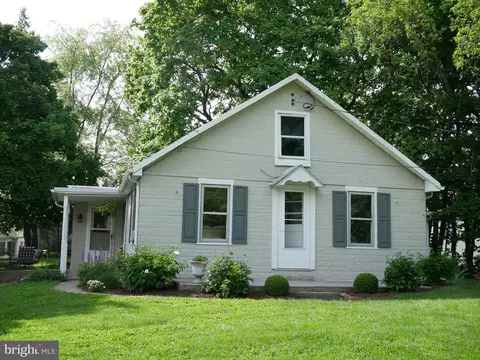 981 Hoffer Rd, Annville, PA 17003