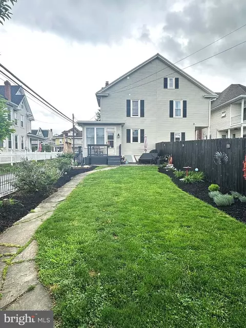 313 E Cherry St, Palmyra, PA 17078 photo 43