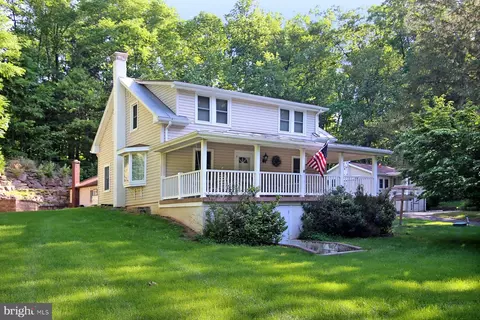 1061 Mine Rd, Lebanon, PA 17042