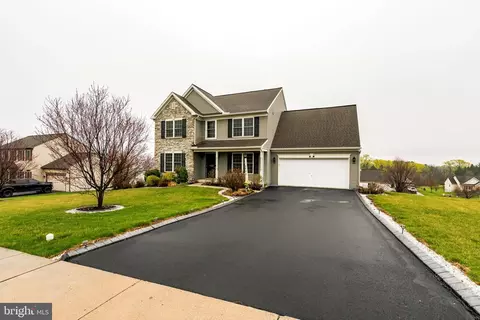 2091 Mallard Ln, Lebanon, PA 17046