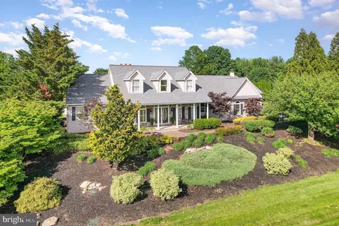 148 Lawn Rd, Palmyra, PA 17078