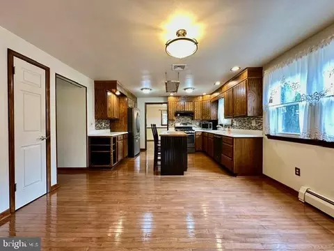 301 Juniper St, Lebanon, PA 17042 photo 30